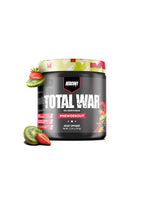 Burk med Redcon1 Total War preworkout, svart burk med gul topp och fruktillustrationer