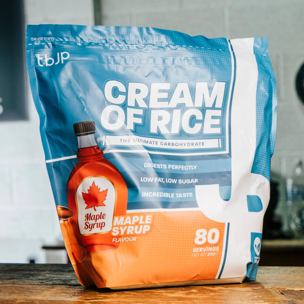 tbJP Cream of Rice-förpackning 2000 g med lönnsirapssmak, på bord